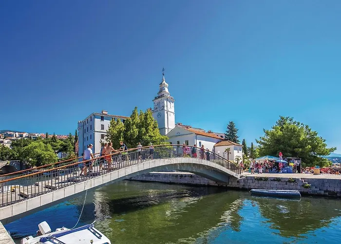 Apartmán 1 Bedroom Awesome In *