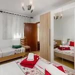 1 Bedroom Awesome In * Selce
