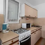 Apartment 1 Bedroom Awesome In *