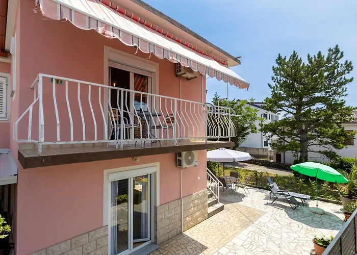 Apartamento 1 Bedroom Awesome In Selce